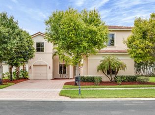 1204 Canyon Way, Wellington, FL 33414