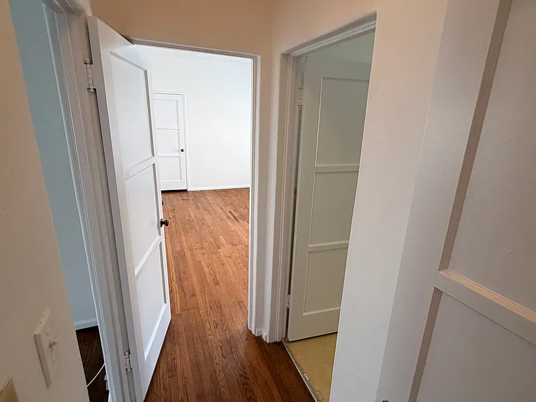 923 Ocean Ave #2 — Photo 6