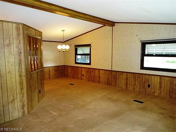 4th image of 13 Birch Ln #13