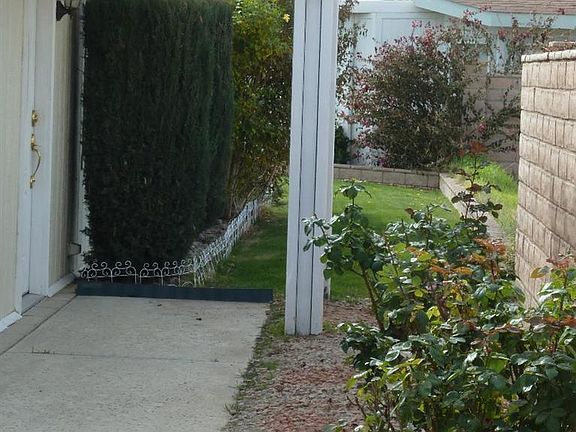3rd image of 74601 Sweetwell Rd