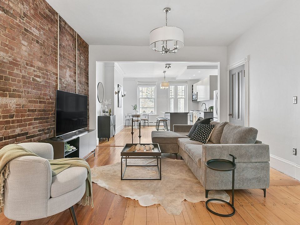 1st image of 1411 Washington St APT 24