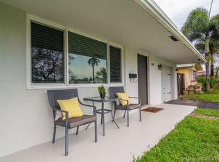 1120 NW 79th Ter, Pembroke Pines, FL 33024