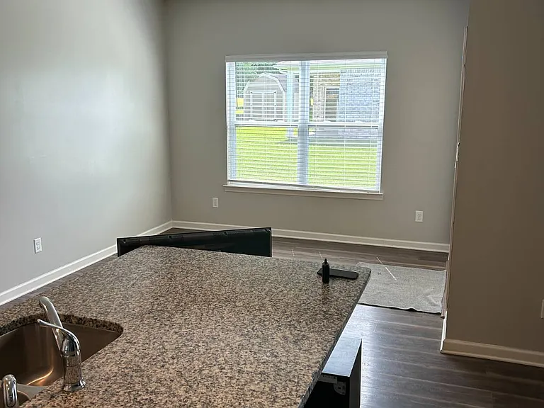 7951 Hickory Meadow Rd — Photo 13