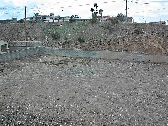 3rd image of 1551 Turquoise Rd