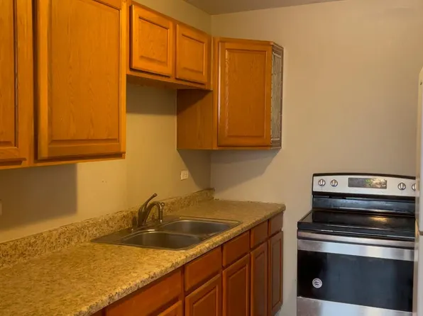 4300 W Ford City Dr, Chicago, IL