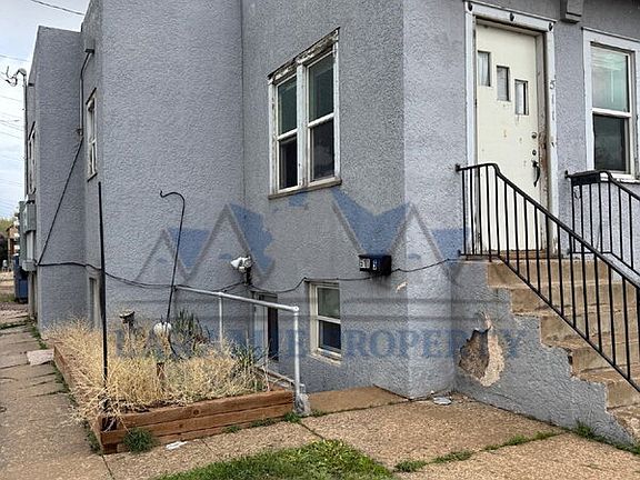 2nd image of 511 1/2 Lewis St