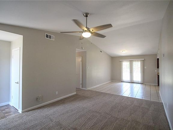 3rd image of 1920 Windchime Dr