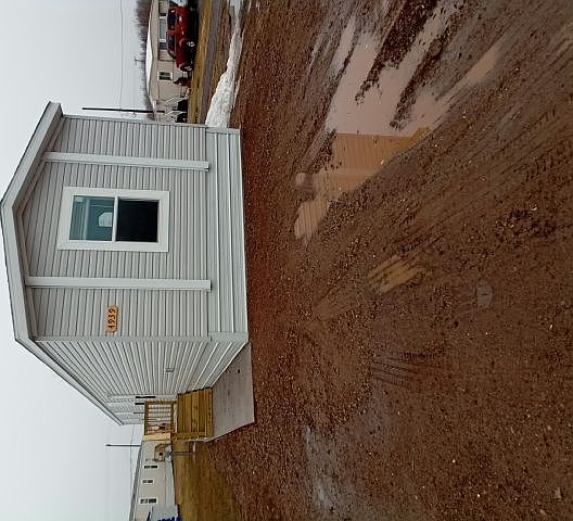 1st image of 4939 Bay Dr #90