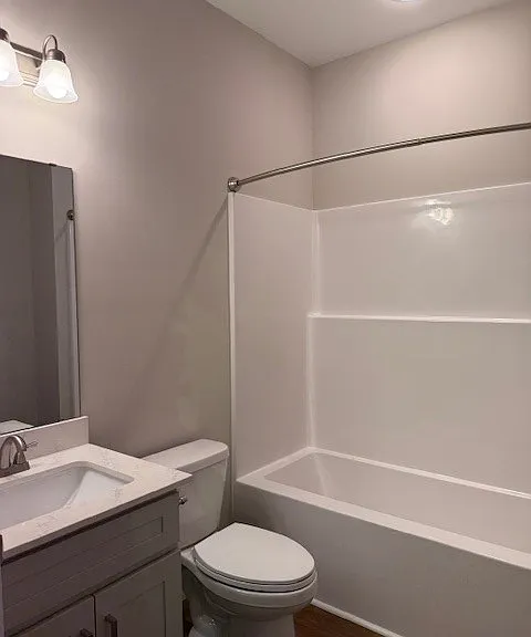 102 Riggins Ln — Photo 13