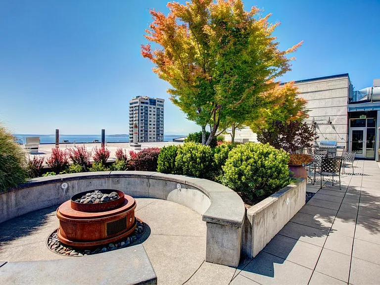 Rooftop Deck