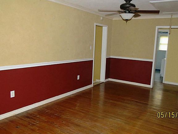 3rd image of 1306 Bonham Dr