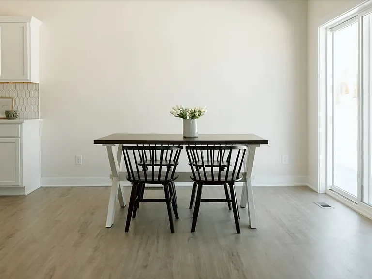 1260 E 28th St #1 — Photo 5