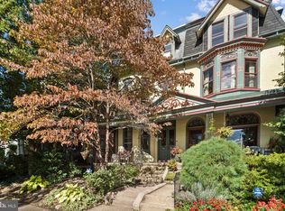 325 Douglass St, Reading, PA 19601