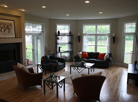 4th image of 3501 Middlesex Dr