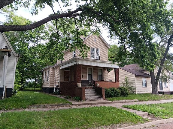3rd image of 1023 W Butler St