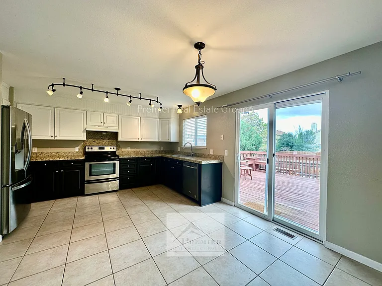 4394 Gunbarrel Dr — Photo 5
