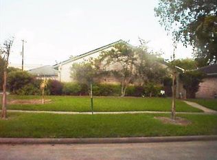 9611 Braewick Dr, Houston, TX 77096