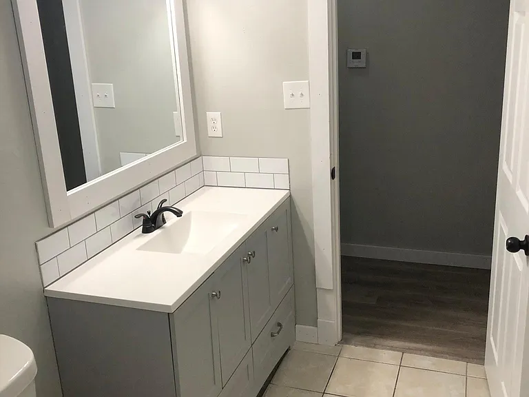 120 E Lincoln St — Photo 13