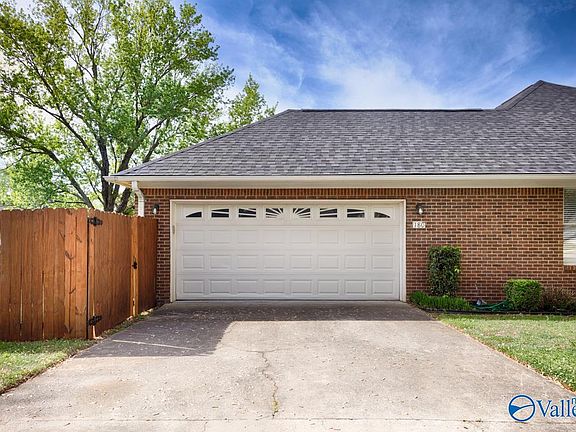 5th image of 180 Jarrett Ln