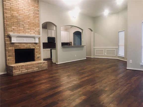 5th image of 9205 Welch Folly Ln
