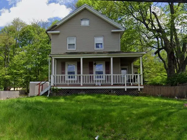742 Hanover Rd #1, Meriden, CT 06451