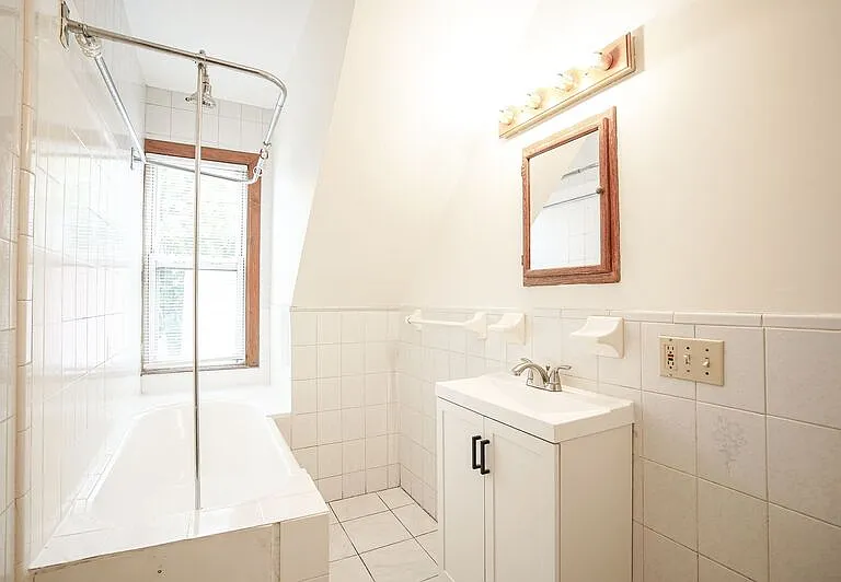 74 Crystal Ave #3 — Photo 11