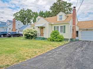 2076 Caldicott Rd, Schenectady, NY 12303