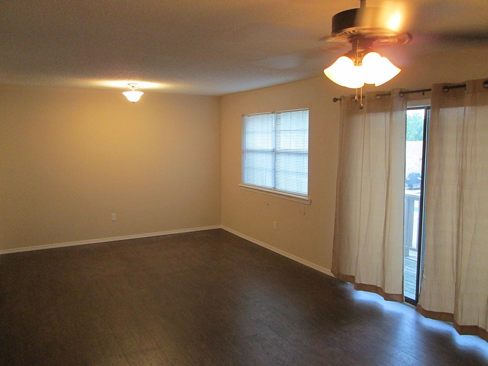 1st image of 711 Buena Vista Ave #B