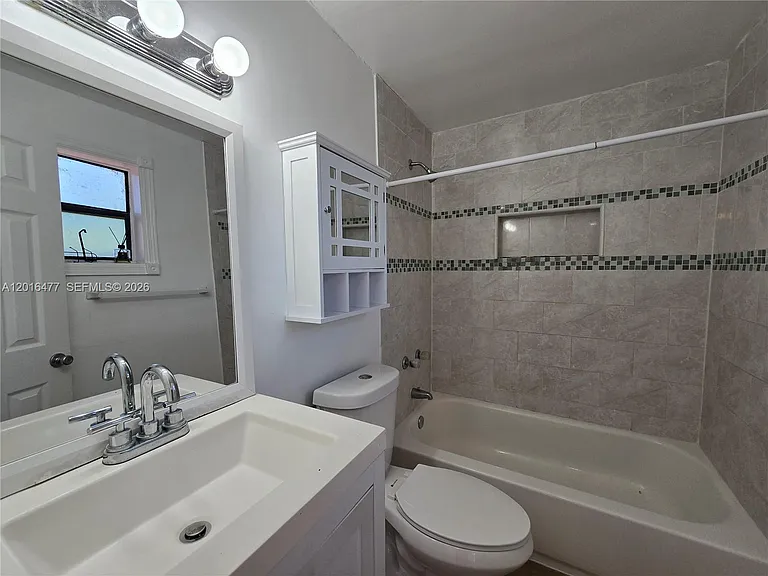 2957 SW 36th Ct #4 — Photo 9