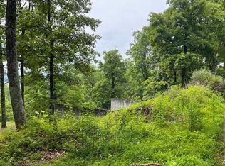 10 Drake Ridge Dr, Hayesville, NC 28904