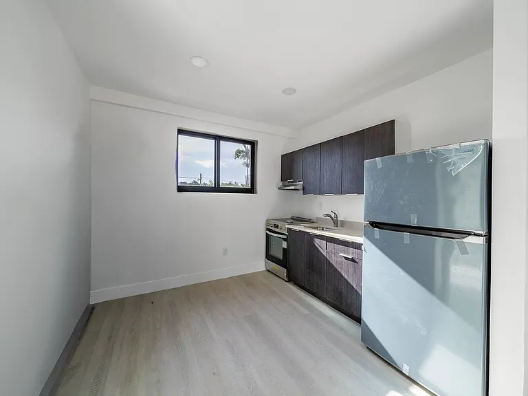 Amazing apartment near Marlins Stadium — Photo 1