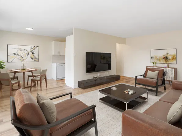 329 The West Mall #508, Etobicoke, ON M9C 1E1