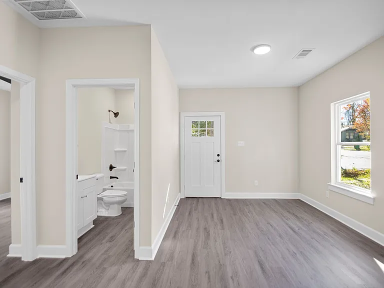 1523 S Cedar St — Photo 10
