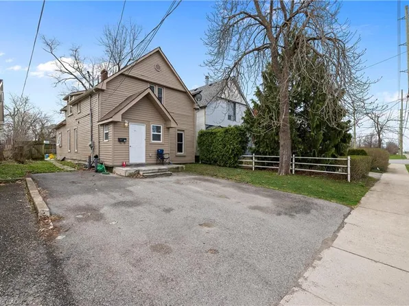 313 Gilmore Rd, Fort Erie, ON L2A 2M9