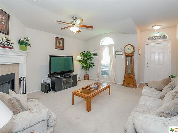 4th image of 4903 Bayer Hollow Dr