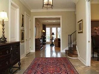 4th image of 102 Crest Wood Ct