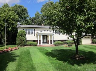 3745 Springfield Ct, Washington, MI 48094