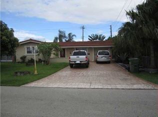 8870 NW 16th St, Hollywood, FL 33024