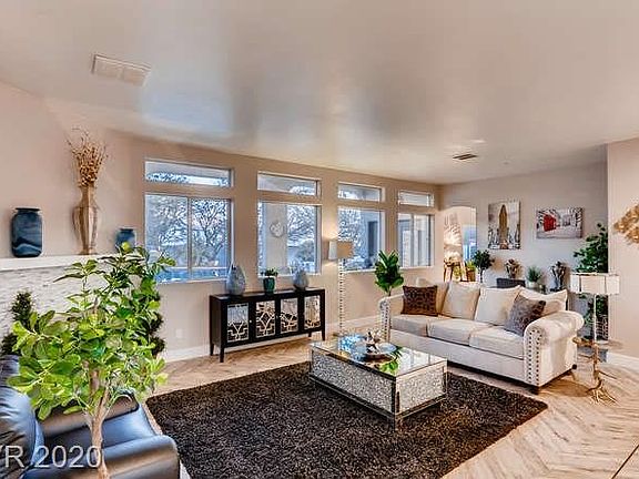 4th image of 3888 Quadrel St