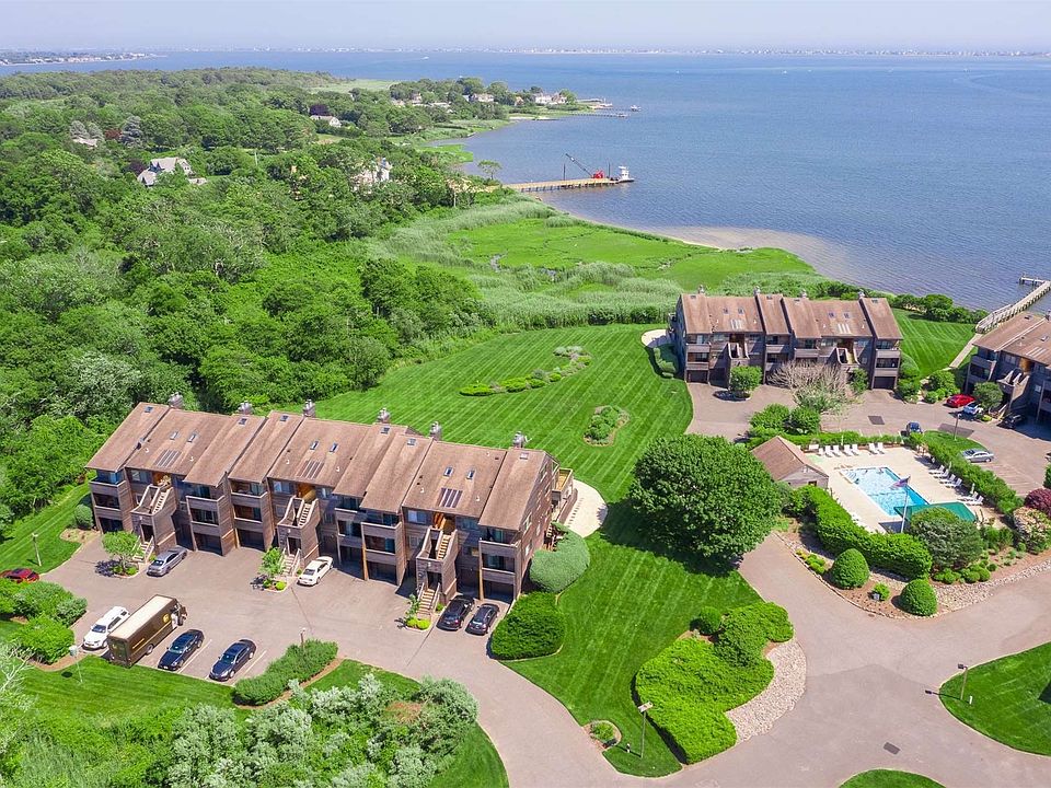 59 Watchogue Ave East Moriches, NY, 11940 Apartments for Rent Zillow