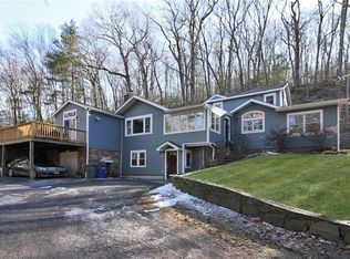 11 Chamberlin Ln, Brewster, NY