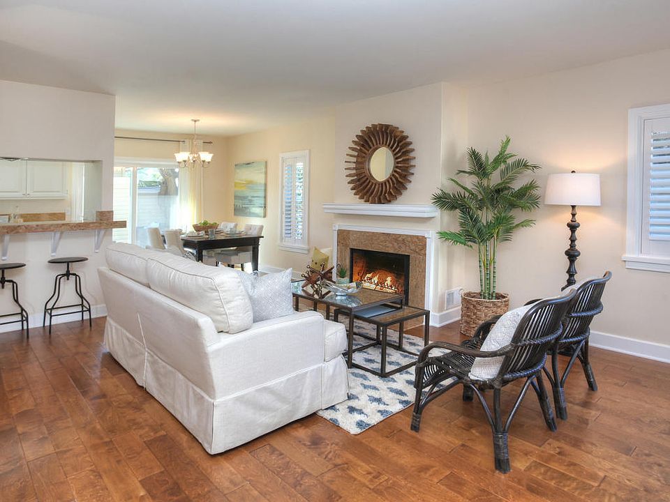 1st image of 2424 De La Vina St #C