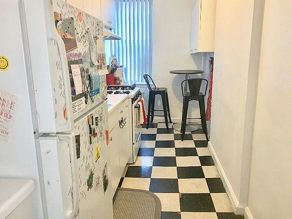 5th image of 203 W 103rd St APT 1A
