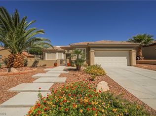 2350 Hardin Ridge Dr, Henderson, NV 89052