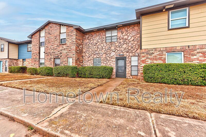 1st image of 8075 NW 23rd St