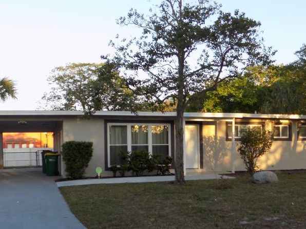 1204 Tulip Ln