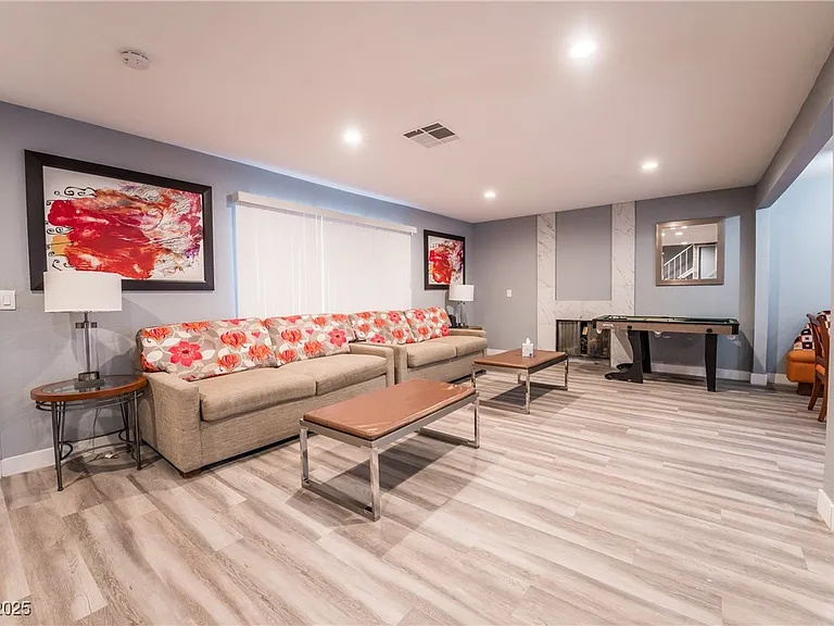 3955 Savoy Ct — Photo 13