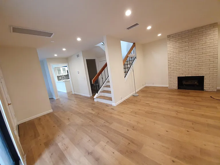 1333 Valley View Rd — Photo 14