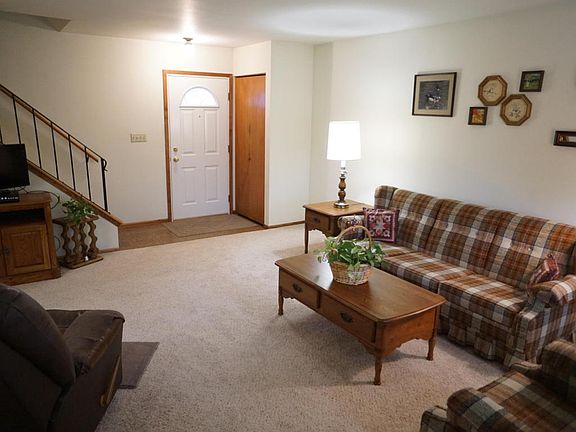 3rd image of 7397 S Delaine Dr #32