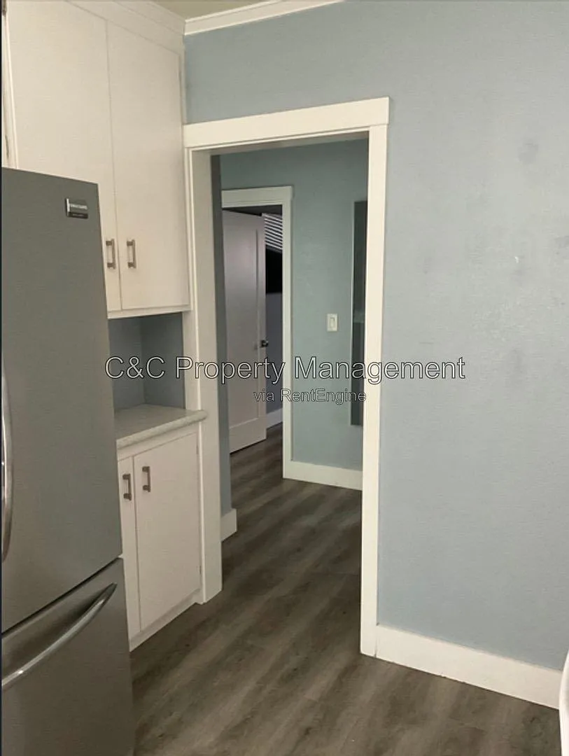 2 bed, 1.0 bath, 1047 sqft, $2,995 — Photo 4